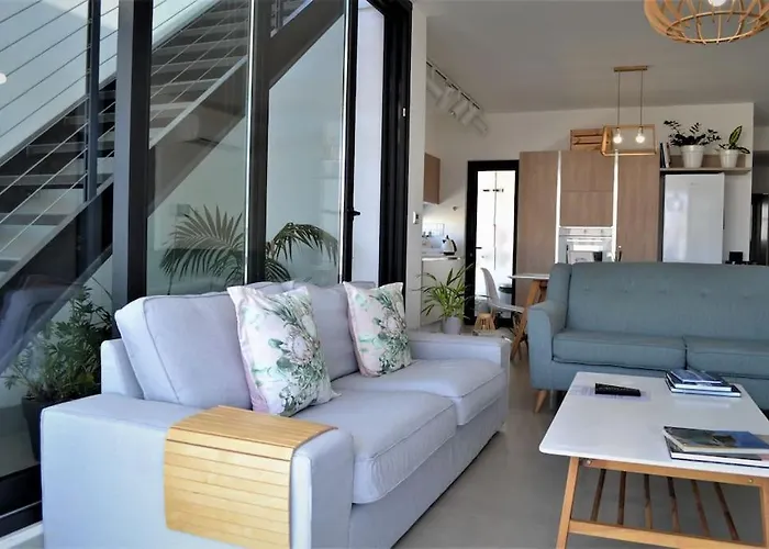 Protea With Private Terrace * Nikósie