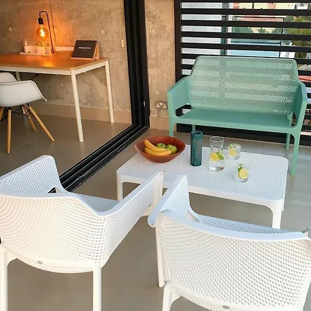 Protea • Reg # 562 • Private Terrace Apartament Nikozja